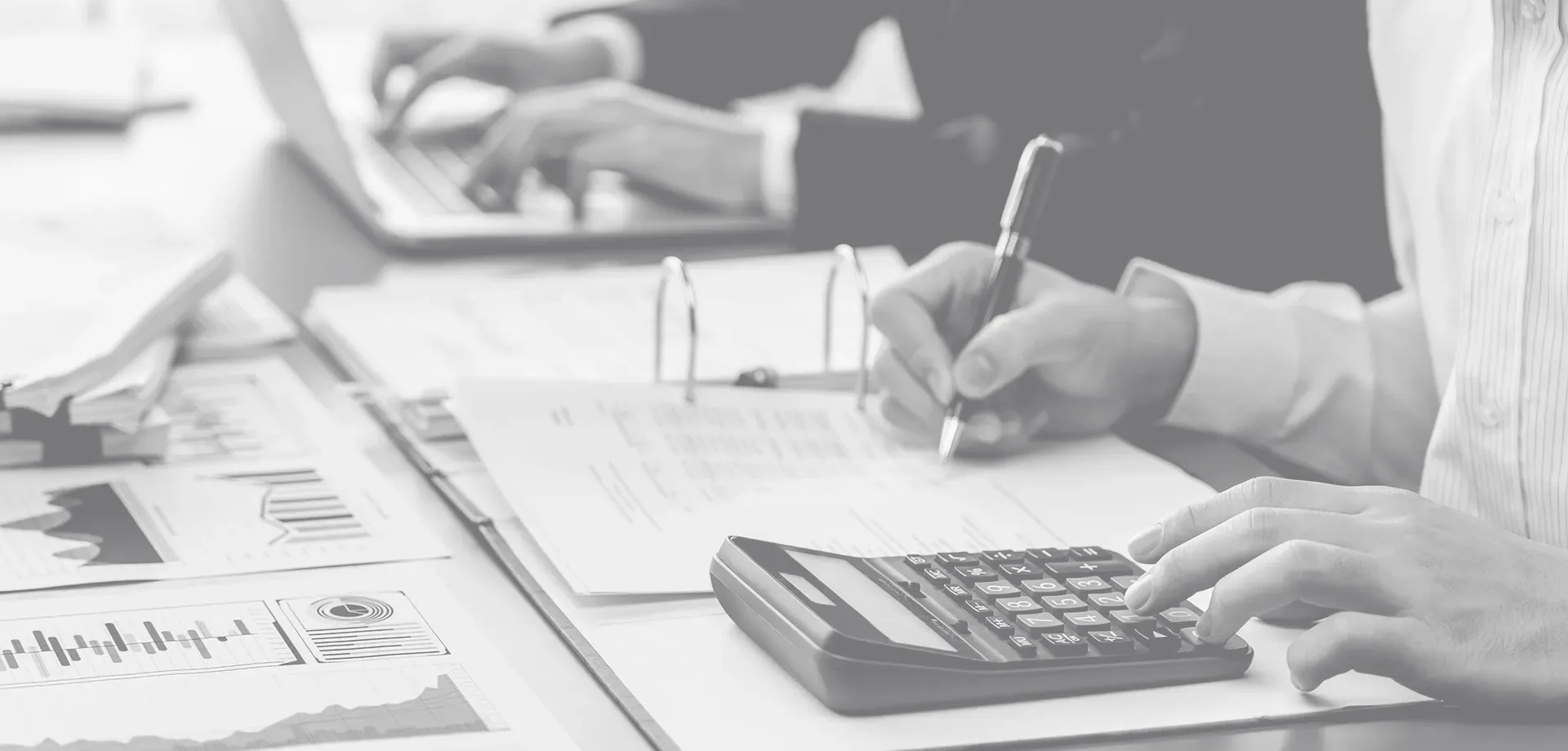 How to Use Data Analytics to Enhance Strategy Implementation